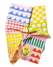 Load image into Gallery viewer, Universal Cloth: Happy Quilt